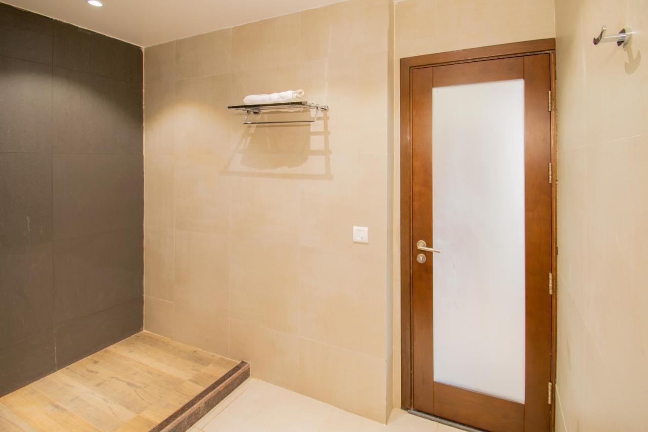 Octave Rococco Morjim Hotell Pernem Exteriör bild