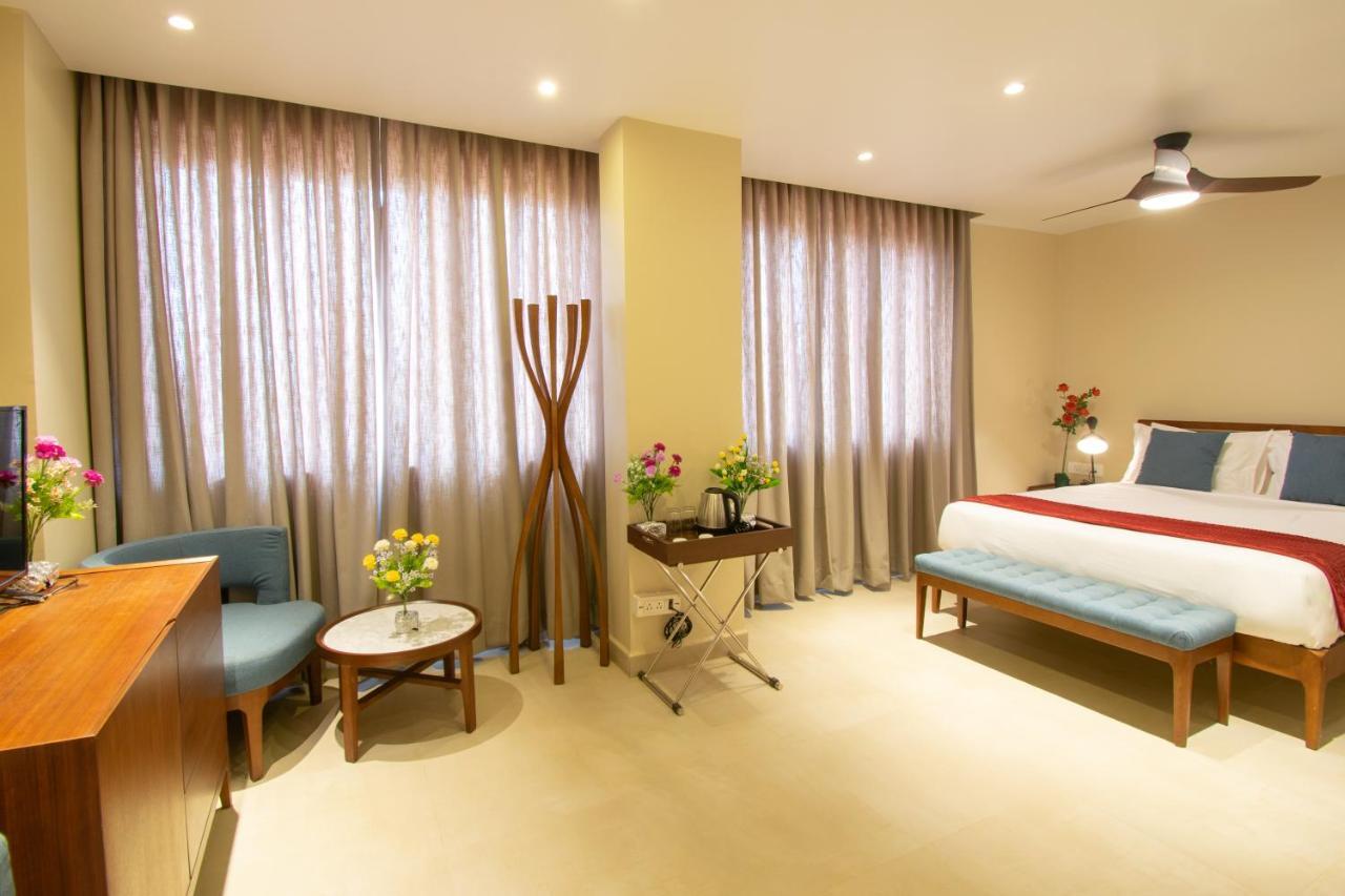 Octave Rococco Morjim Hotell Pernem Exteriör bild