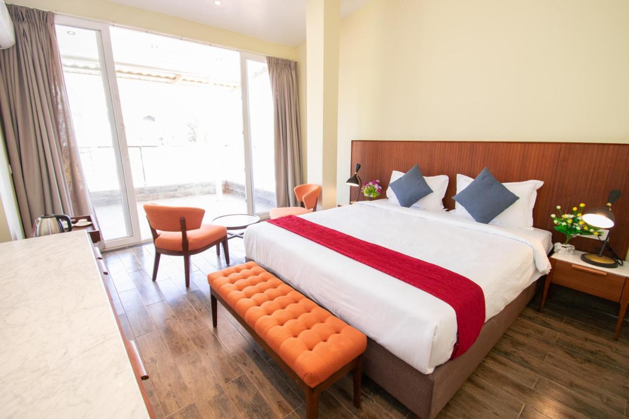 Octave Rococco Morjim Hotell Pernem Exteriör bild