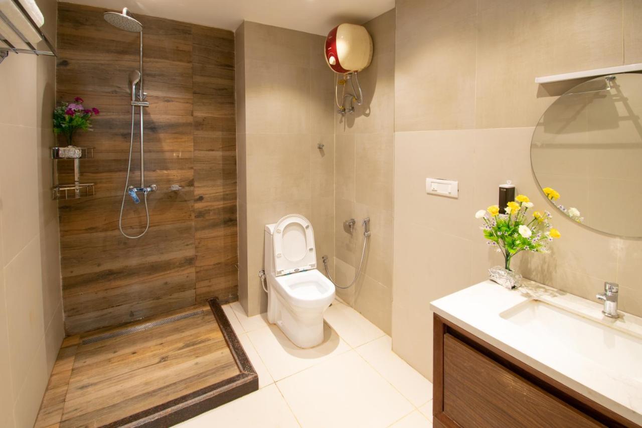 Octave Rococco Morjim Hotell Pernem Exteriör bild