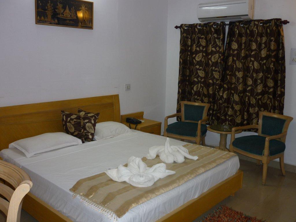 Octave Rococco Morjim Hotell Pernem Exteriör bild